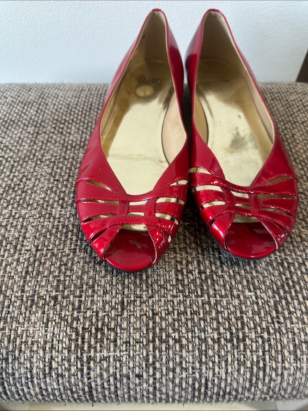 Stuart Weitzman Red Patent Peep-Toe Wedge Flats Size 10M - Picture 7 of 10